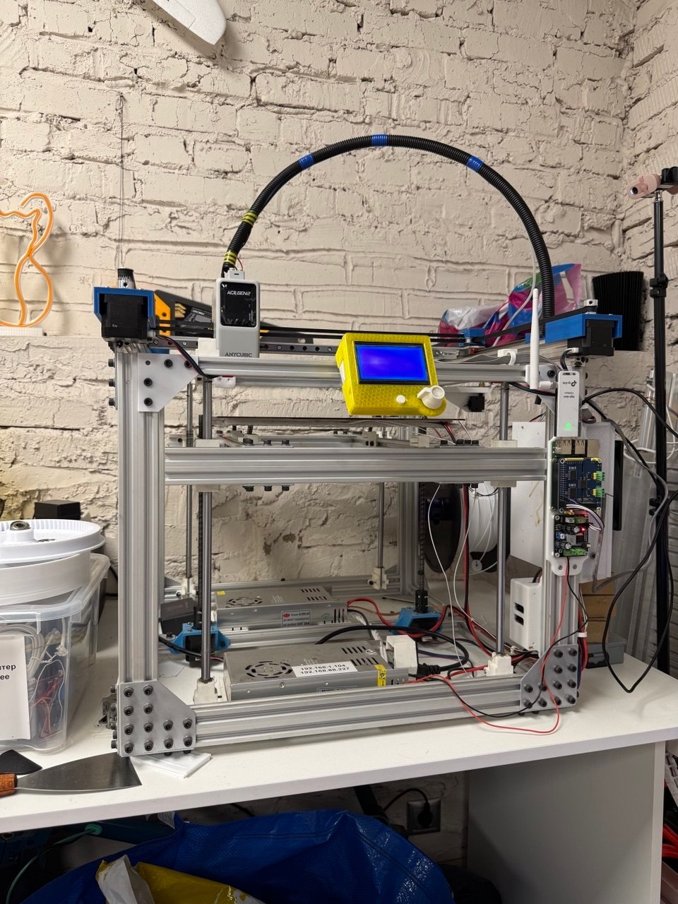Полный вид самодельного CoreXY-принтера с головой Anycubic